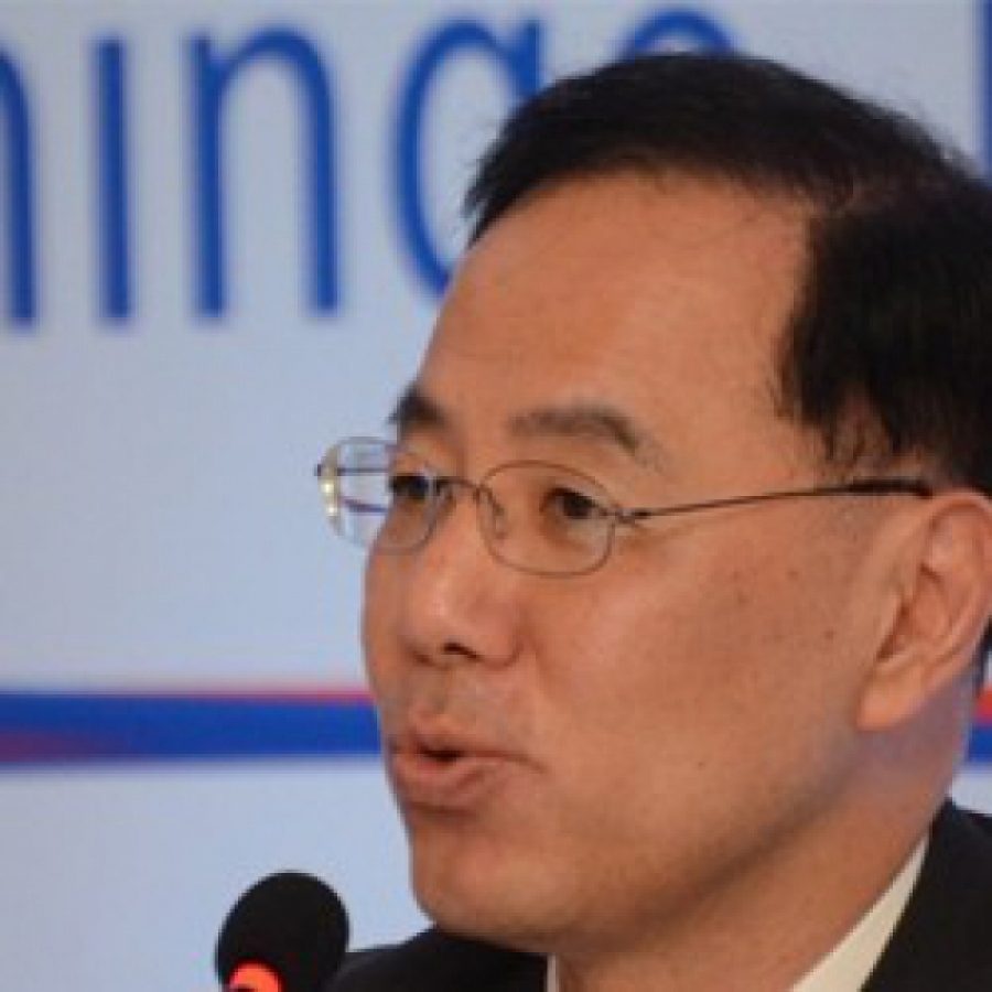Director del Ministerio de Ciencias de Corea, Wonki Min